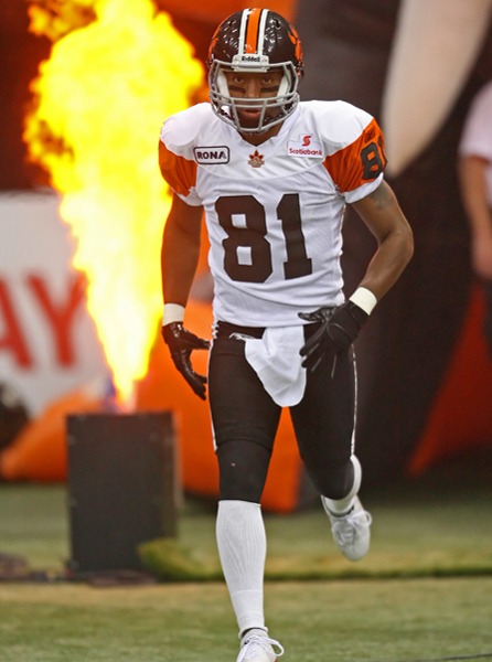 B.C. Lions retire Geroy Simon's jersey